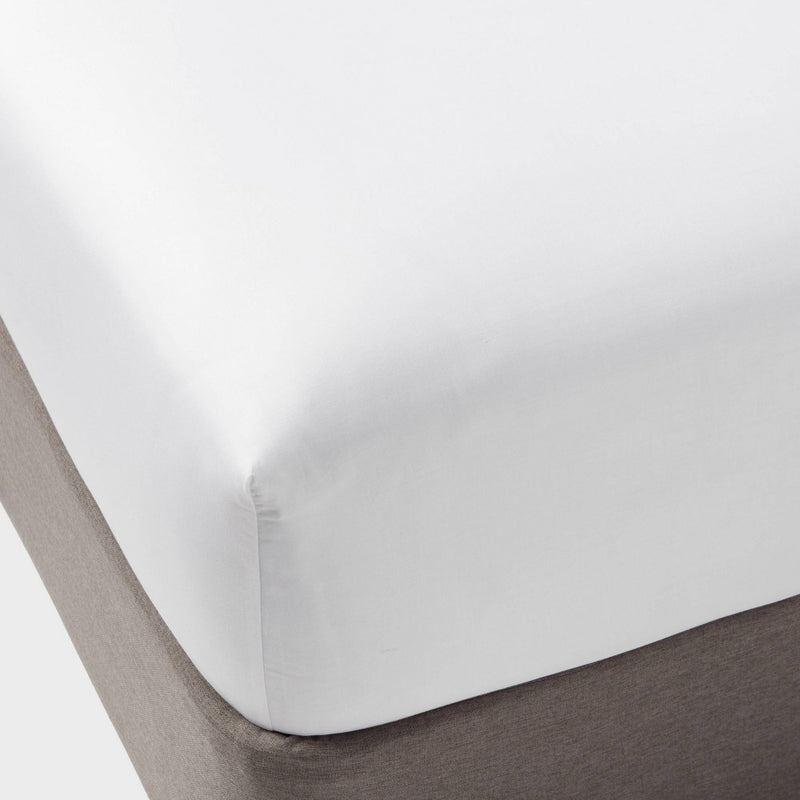 Full Easy Care Cotton Blend Sateen Fitted Sheet White - Room Essentials