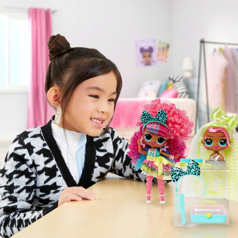 L.O.L. Surprise! Tweens Surprise Swap Curls-2-Crimps Cora Fashion Doll