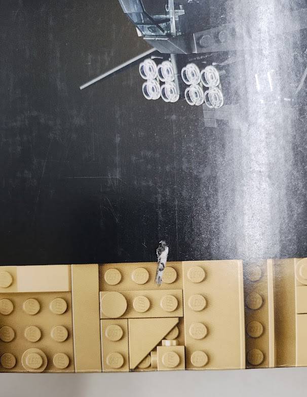 LEGO Icons Dune Atreides Royal Ornithopter Set 10327 SEE DETAILS