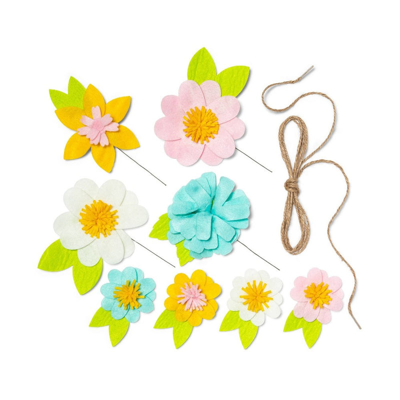 Create-Your-Own Felt Flower Garland Kit - Mondo Llama