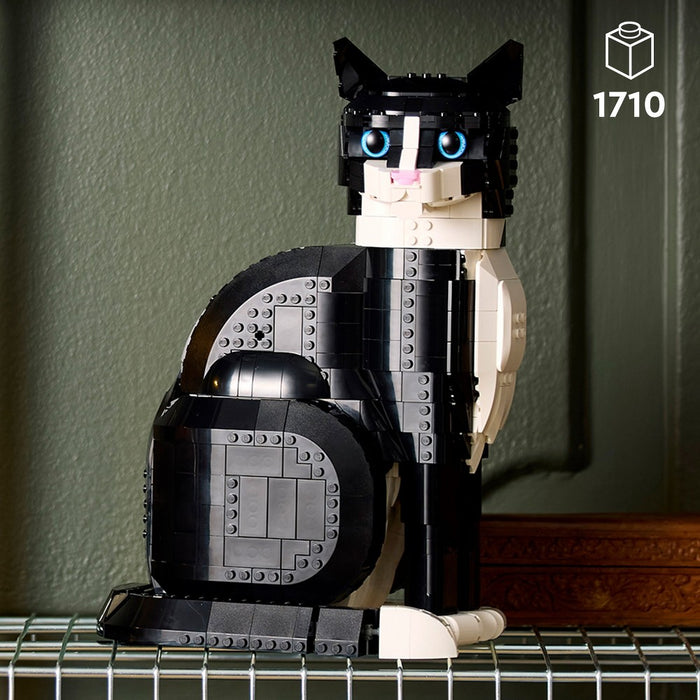 LEGO Ideas Tuxedo Cat 21349