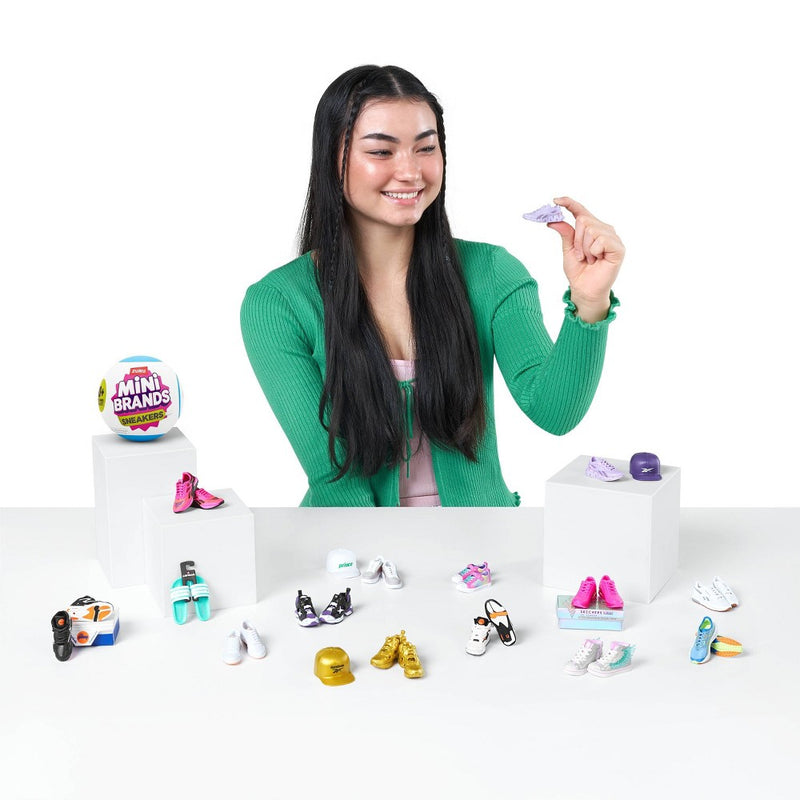 5 Surprise Sneaker Mini Brands Series 1
