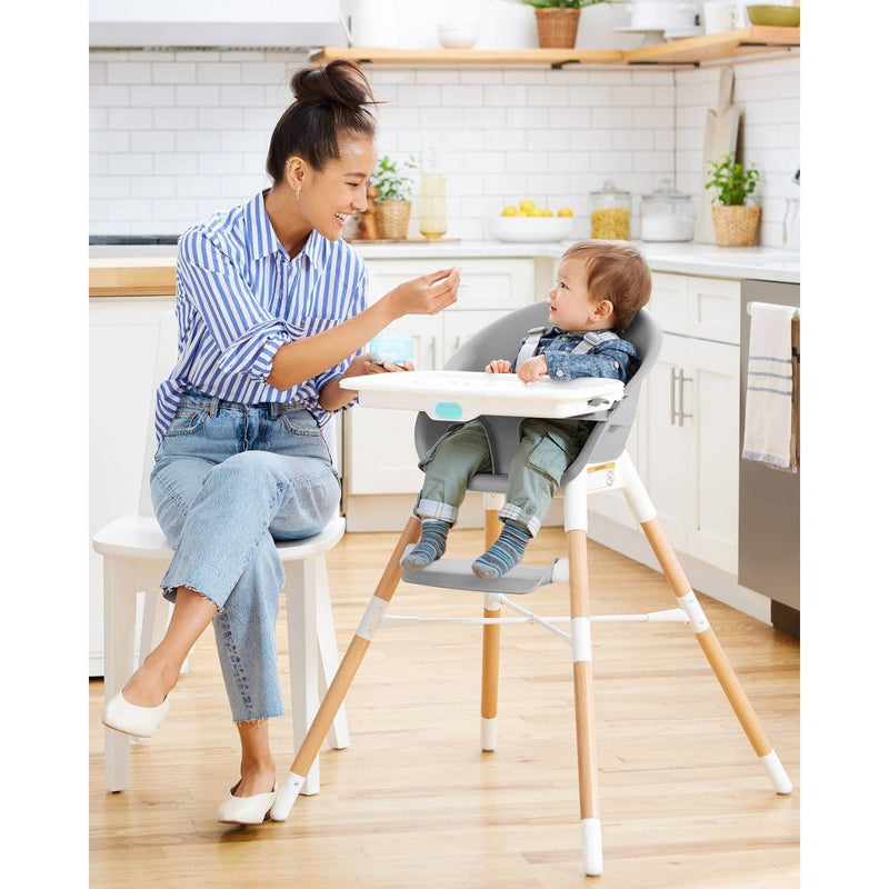 Skip Hop EON 4-in-1 High Chair - Gray/white (LOCAL PICKUP ONLY)