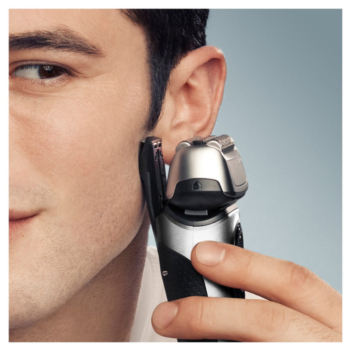 BRAUN SERIES 8-8567CC RECHARGEABLE WET & DRY SHAVER + SMARTCARE CENTER