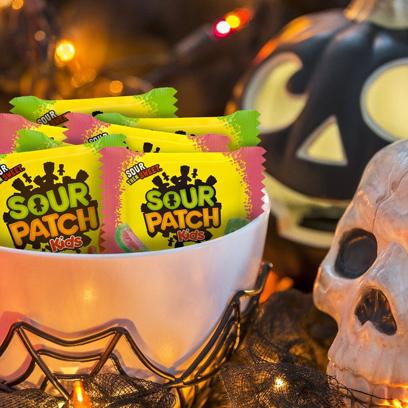 Sour Patch Kids & Sour Patch Watermelon Halloween Candy Variety Pack Treat Size - 22oz/40ct