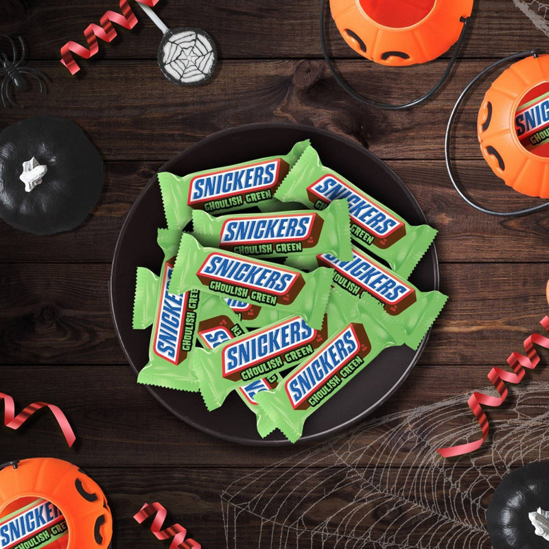 SNICKERS Ghoulish Green Candy Bars Halloween Chocolate - 9.69oz
