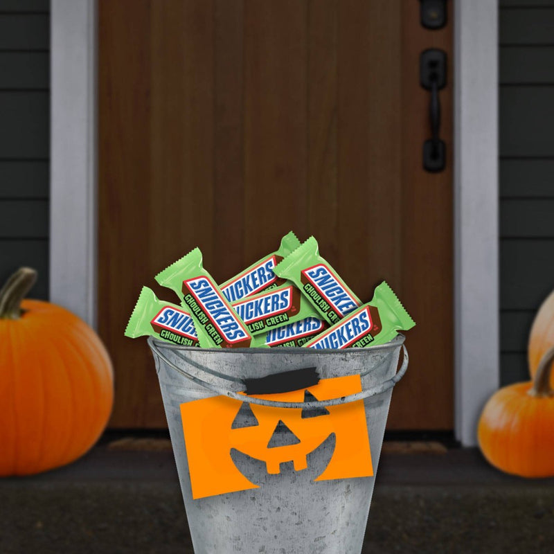 SNICKERS Ghoulish Green Candy Bars Halloween Chocolate - 9.69oz