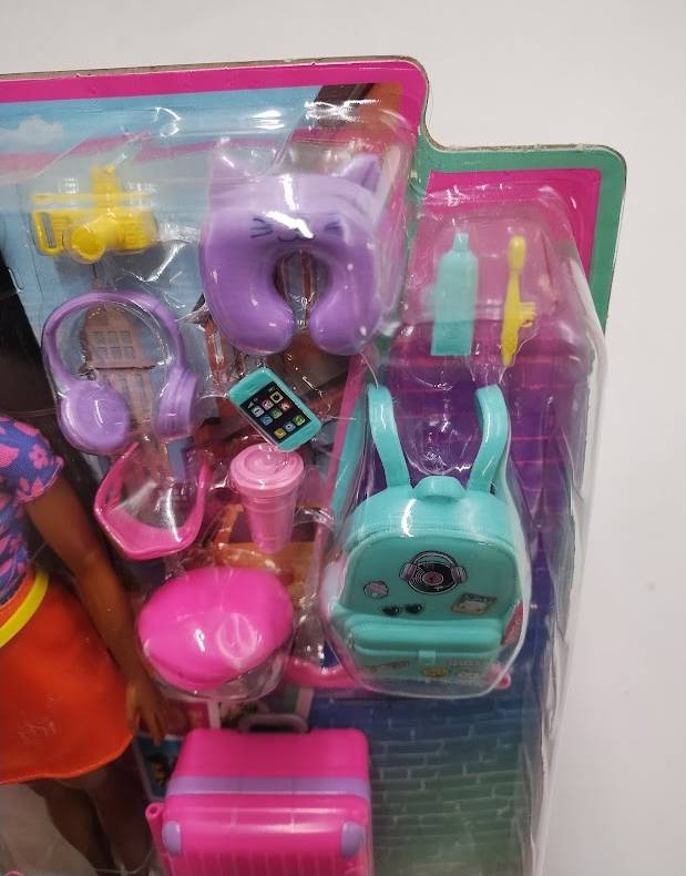 Barbie "Brooklyn" Roberts Travel Playset *SEE DETAILS*