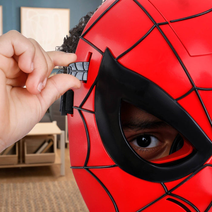 Marvel Spider-Man Glow FX Mask
