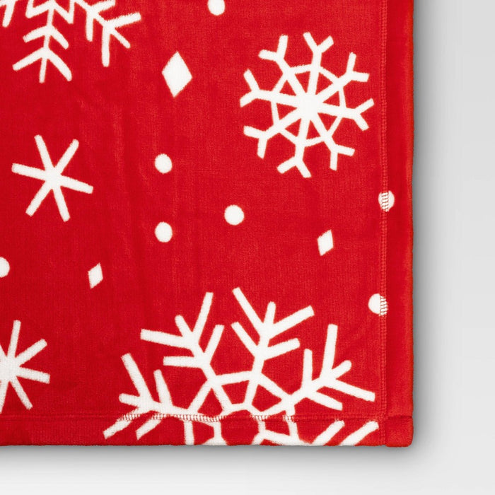 Christmas Snowflake Printed Plush Throw Blanket Red - Wondershop