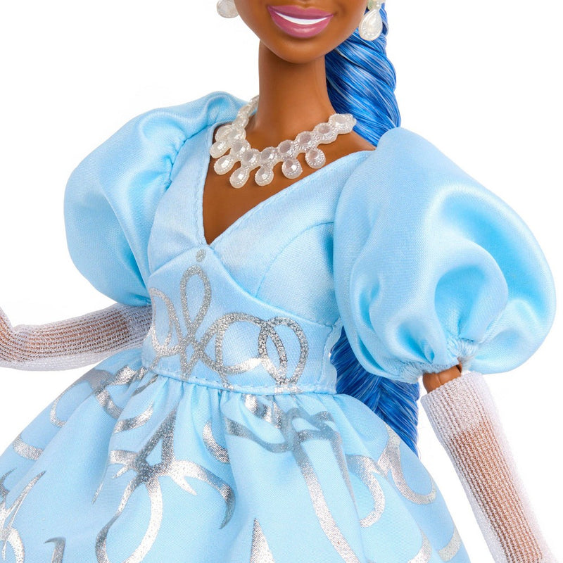 Disney Descendants: The Rise of Red - Queen Cinderella Fashion Doll