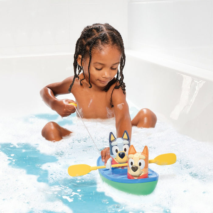 Bluey TOMY Toomies Pull and Go Canoe Bath Toy