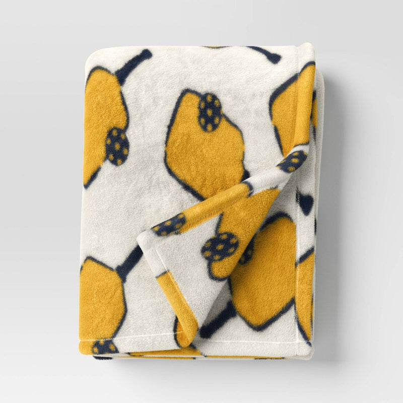 Pickleball Plush Throw Blanket Ivory