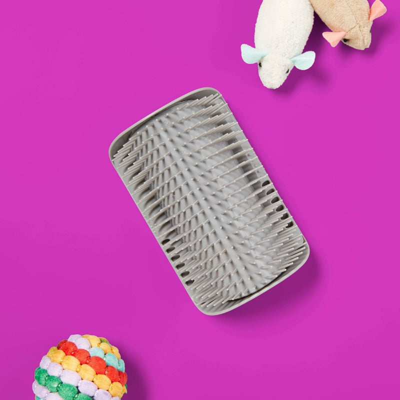Cat Corner Grooming Tool - up&up