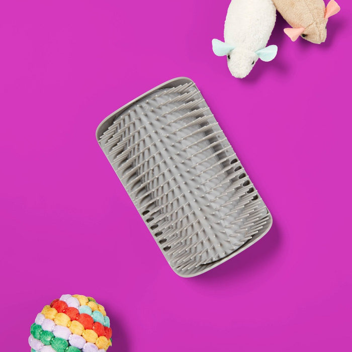 Cat Corner Grooming Tool - up&up