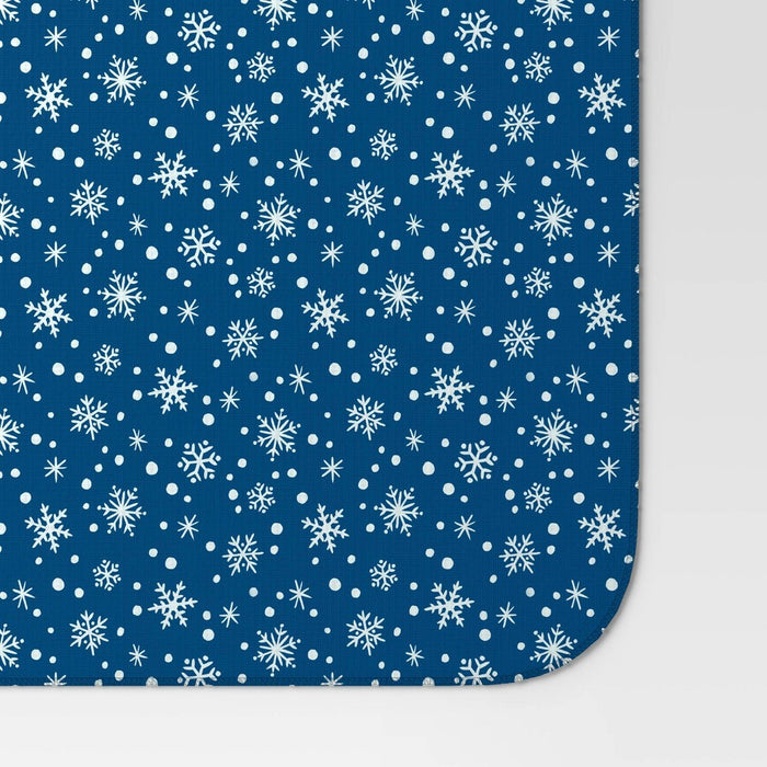 84"x60" Christmas Snowflake Tablecloth Blue - Wondershop: PEVA Vinyl Holiday Tablecloth, Traditional Oblong Design