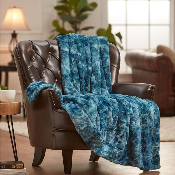Chanasya Wolf Faux Fur Throw Blanket with Plush Faux Shearling Side - 50" x 65” - Blue