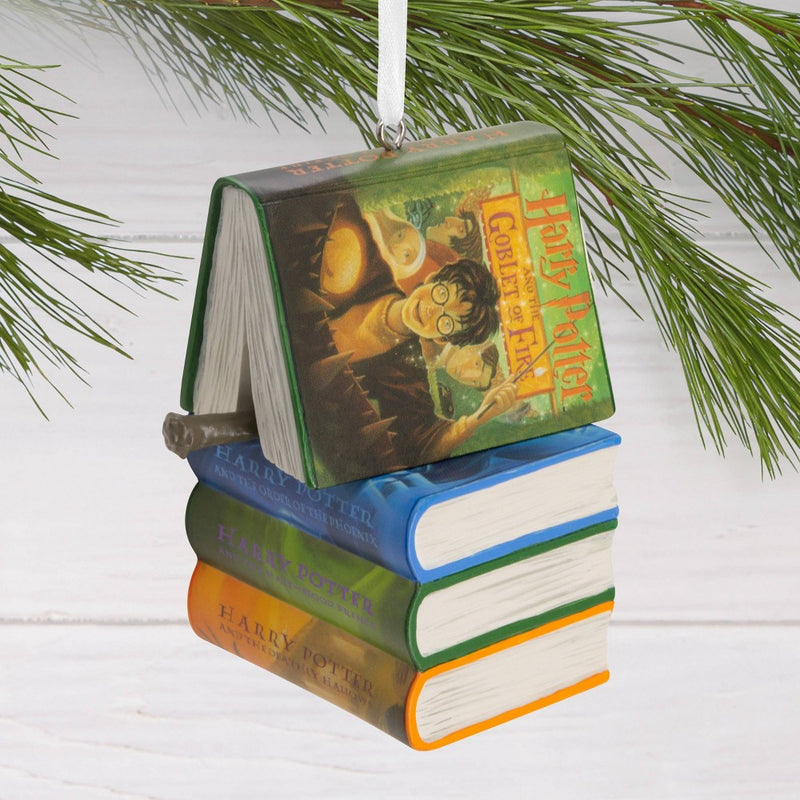 ASSORTED -Hallmark Harry Potter Stacked Books with Wand Christmas Tree Ornament: Collectible, Indoor Decoration