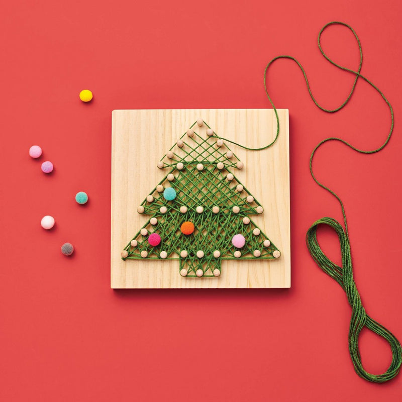 Christmas Craft String Art Kit- Mondo Llama