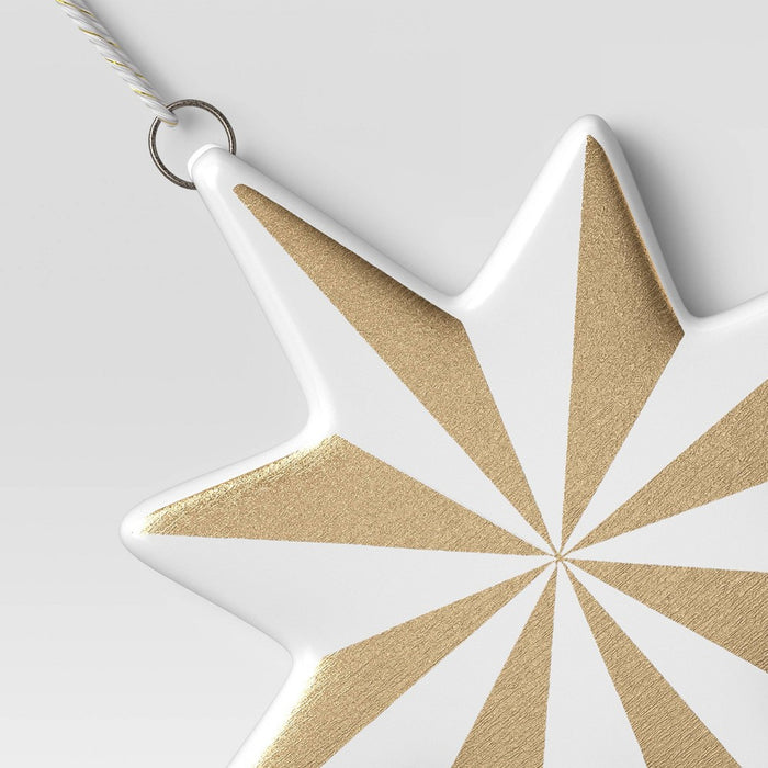Ceramic 8-Point Star Christmas Gift Topper Gold/White - Wondershop