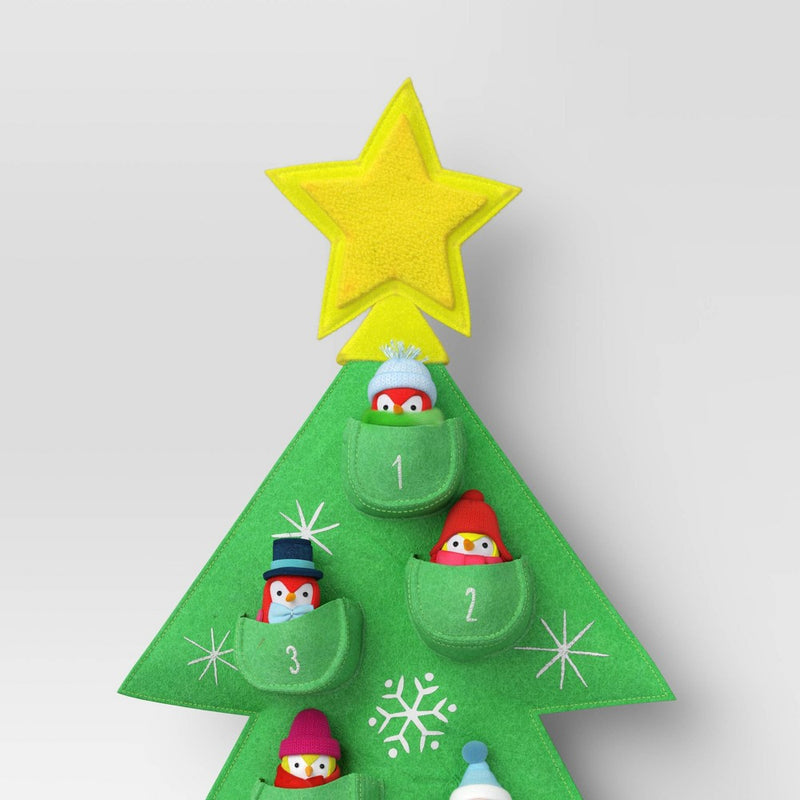 31" Featherly Friends Christmas Tree Hanging Fabric Countdown Calendar Green - Wondershop: Wall Decor, Polyester