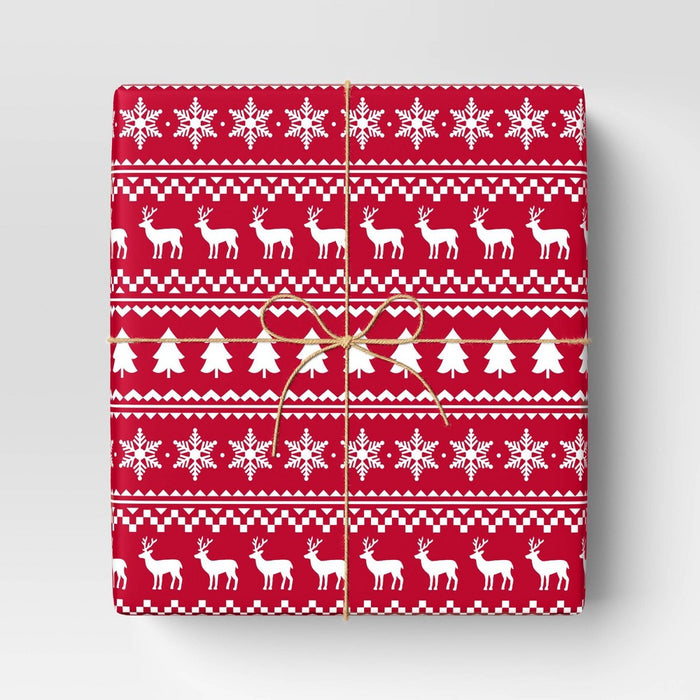 50 sq ft Fair Isle Print Christmas Gift Wrap Red/White - Wondershop