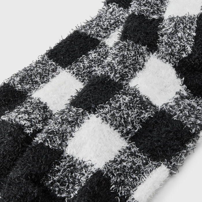 Women's Buffalo Plaid Cozy Crew Socks - Auden White/Black 4-10