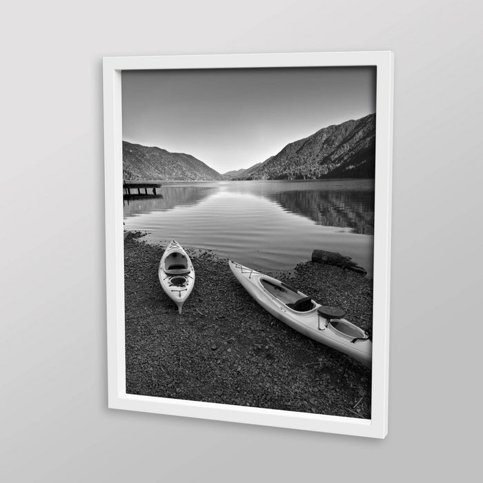 16" x 20" Poster Frame White - Threshold: Modern MDF Wall Art Display (LOCAL PICKUP ONLY)