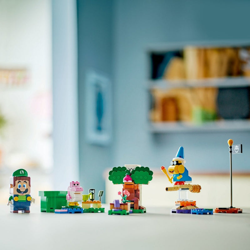 LEGO Super Mario Adventures with Interactive LEGO Luigi Toy 71440