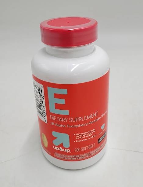 Vitamin E 180mg Supplement Softgels - 200ct - up&up - EXP 08/2028