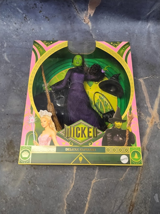 Wicked 12.7" Universal Pictures Deluxe Elphaba URL MISPRINT