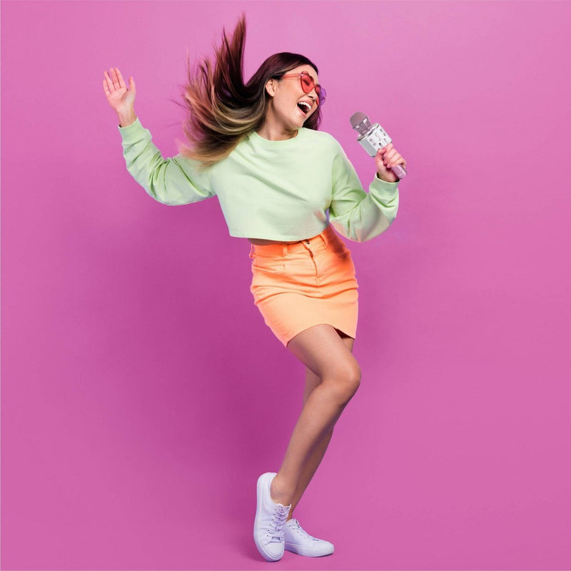 FAO Schwarz Musical Microphone Bluetooth Broadcaster