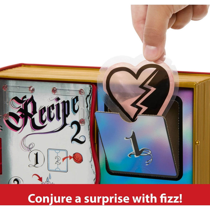 Disney Descendants: The Rise of Red - The Sorcerer's Cookbook