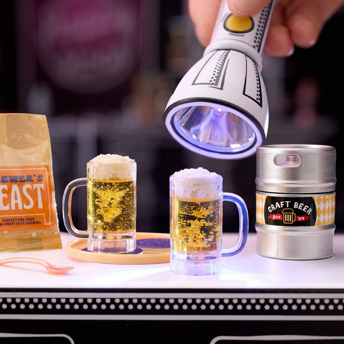 MGA's Miniverse Make It Mini Happy Hour