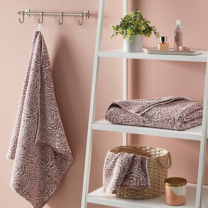 Performance Plus Bath Towel Mauve Geo - Threshold: Heavyweight Cotton, Jacquard Terry, Fade-Resistant