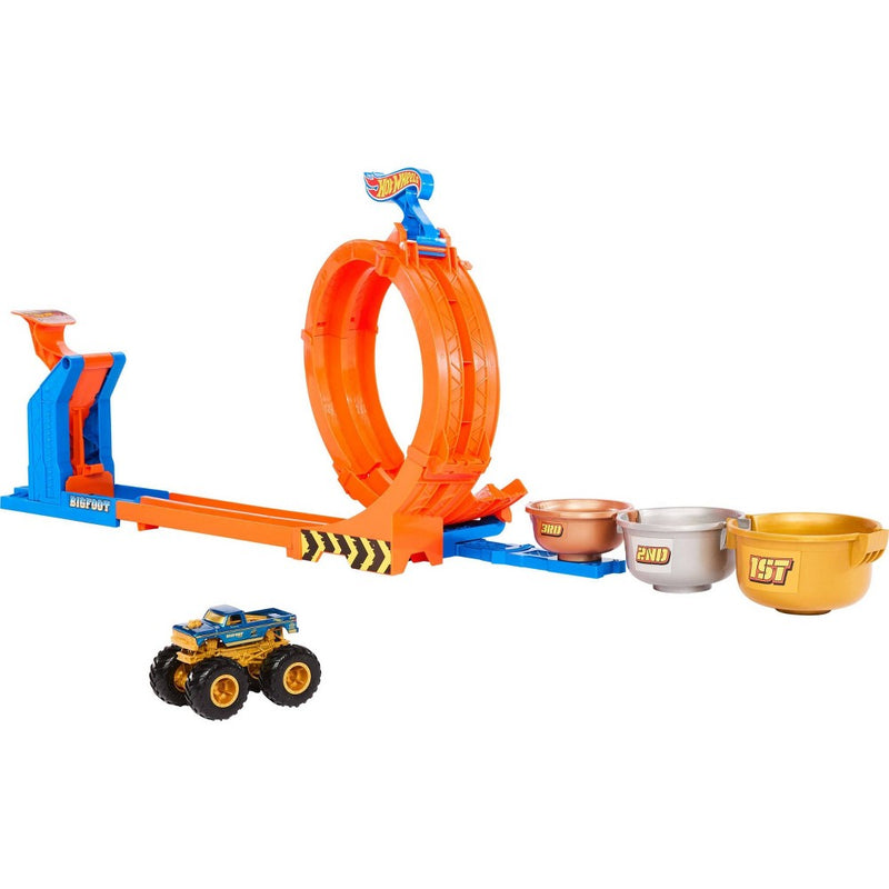 Hot Wheels Monster Truck Loop-and-Flip Trophy Challenge & Diecast Bigfoot