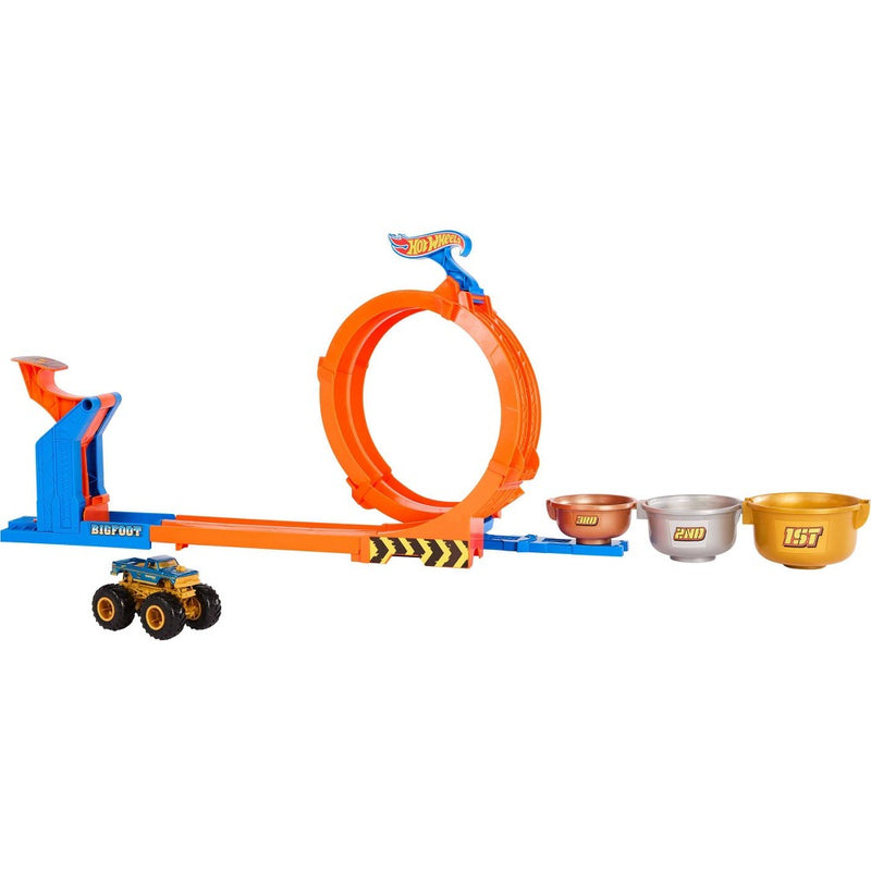 Hot Wheels Monster Truck Loop-and-Flip Trophy Challenge & Diecast Bigfoot