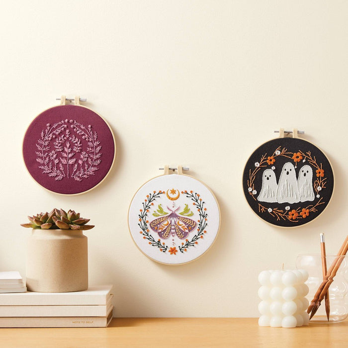 Halloween Embroidery - Mondo Llama