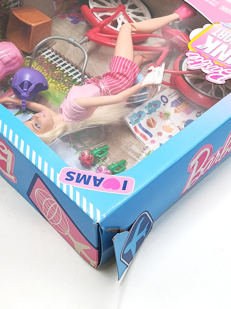 Barbie Pink Passport Holland Doll Set SEE DETAILS