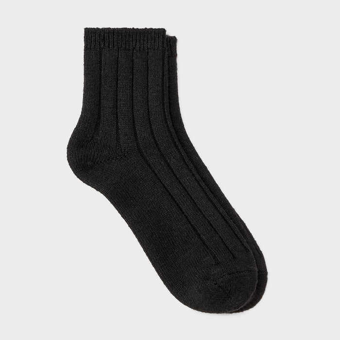 Women's Wide Rib Supersoft Short Crew Boot Socks - Universal Thread Black 4-10