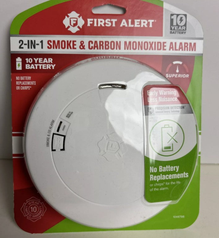 First Alert Alarm Combo DC Slim SMCO210 Clam Tray