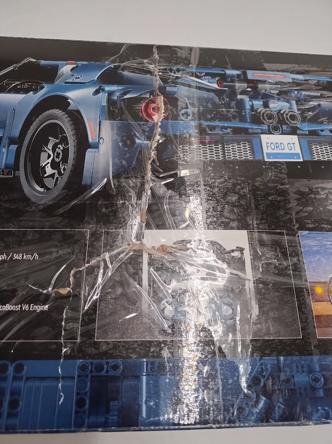 LEGO Technic 2022 Ford GT Car Model Set 42154 *SEE DETAILS*