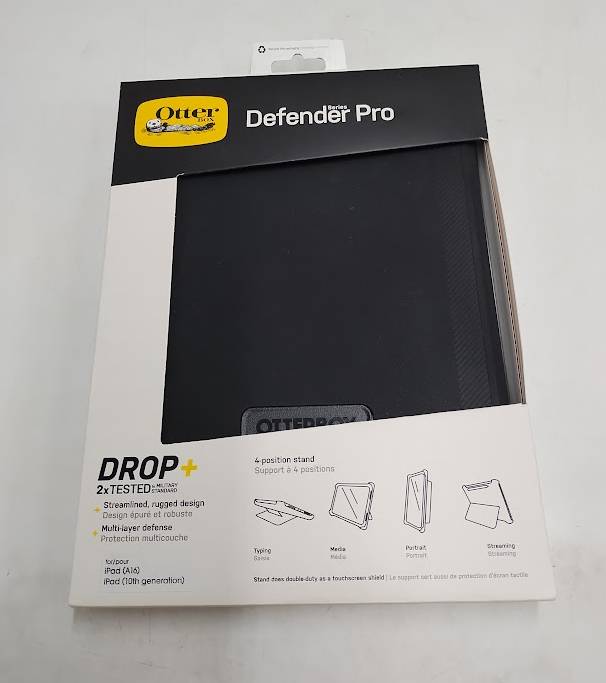 OtterBox Apple iPad (10th generation) Defender Series Pro Case - Black