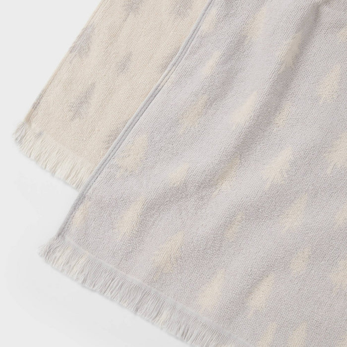 2pk Christmas Scattered Trees Hand Towels Gray/White - Wondershop