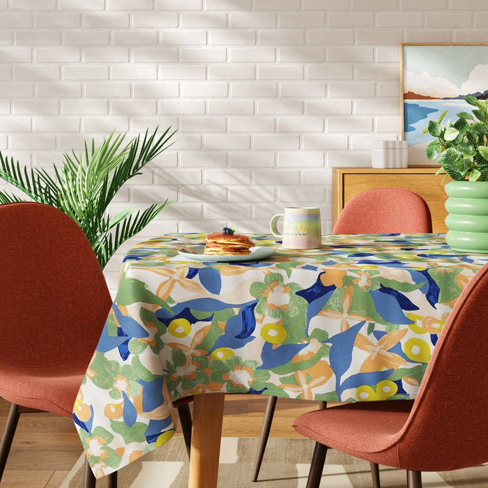 104"x60" Floral Tablecloth - Room Essentials