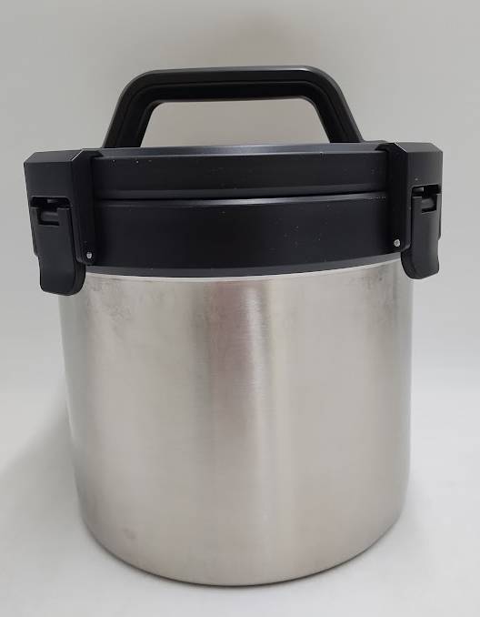 Stanley 3qt Adventure Stay Hot Camp Crock - Jet Black