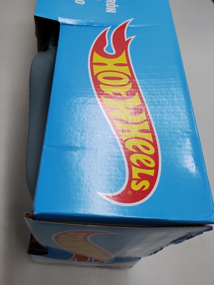 Hot Wheels Ultra Shark Car Wash Playset: SEE DETAILS (LOCAL PICKUP ONLY)