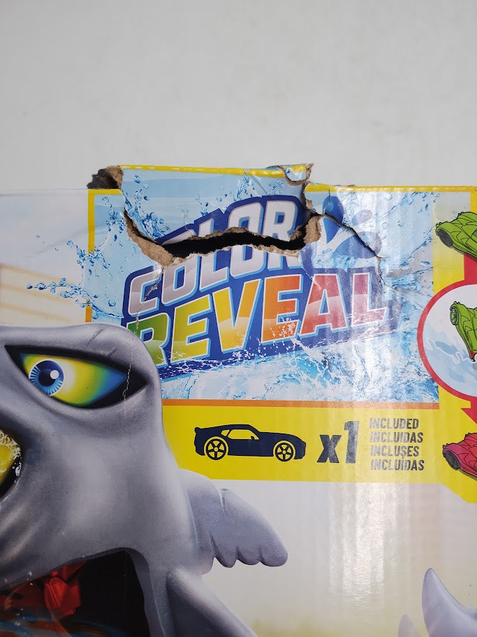 Hot Wheels Ultra Shark Car Wash Playset: SEE DETAILS (LOCAL PICKUP ONLY)