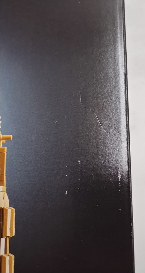 LEGO Architecture Notre-Dame de Paris Replica 21061 SEE DETAILS (LOCAL PICKUP ONLY)