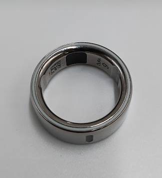 Oura Ring 4 Silver - Size 9 **BRAND NEW, OPEN BOX**